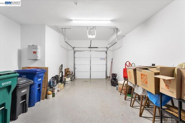 592 Somi Ct, Hayward, CA 94544