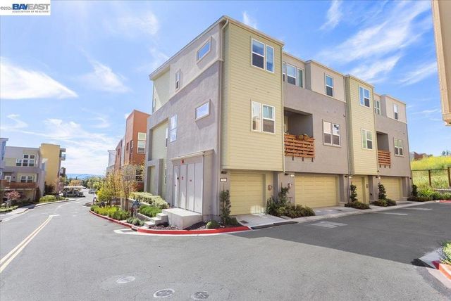 592 Somi Ct, Hayward, CA 94544