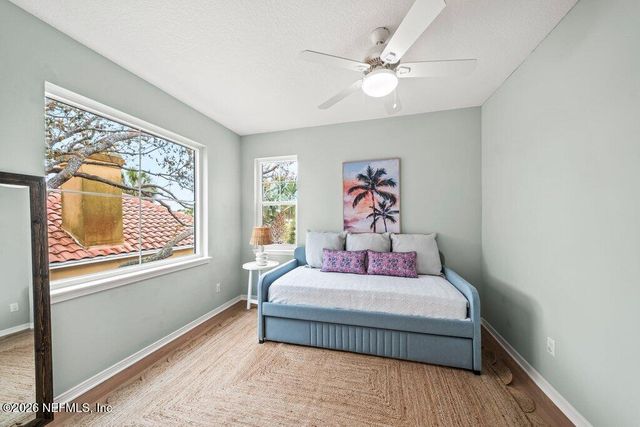 1271 E COAST Drive, Atlantic Beach, FL 32233