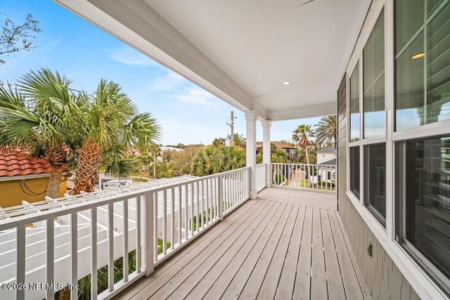 1271 E COAST Drive, Atlantic Beach, FL 32233