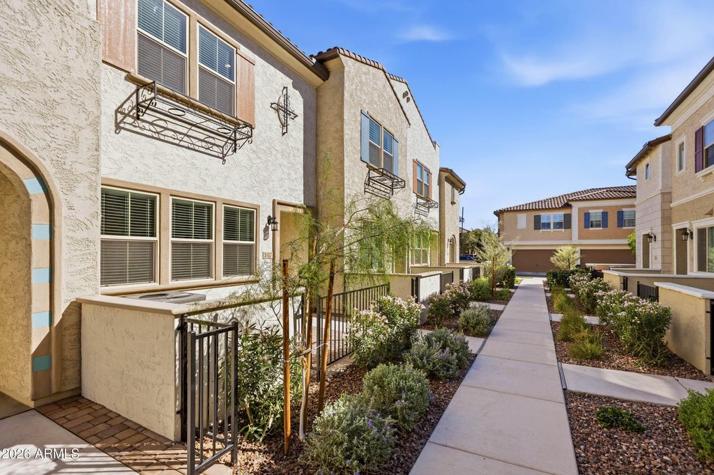 Image 13 of property listing at 2658 S Sulley Drive 107, Gilbert, AZ 85295