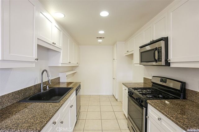 17230 Newhope Street 313, Fountain Valley, CA 92708