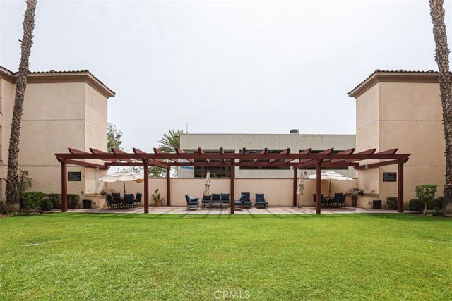 17230 Newhope Street 313, Fountain Valley, CA 92708