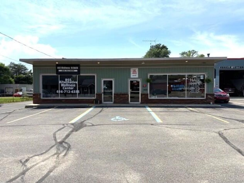 6548 S Greenville Road, Greenville, MI 48838