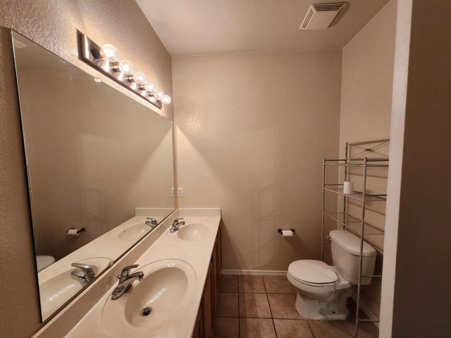 6800 Vista Del Norte NE 713, Albuquerque, NM 87113