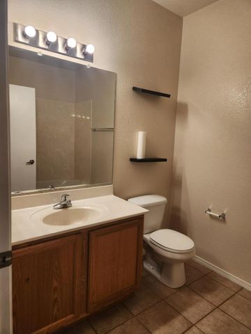 6800 Vista Del Norte NE 713, Albuquerque, NM 87113