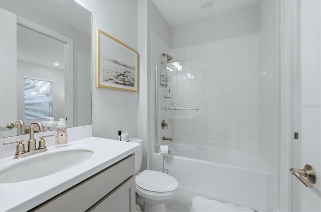 3015 TOLMINO COURT, Bradenton, FL 34211