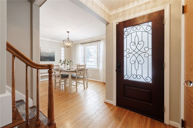 24 Woodcrest Drive, Penfield, NY 14625