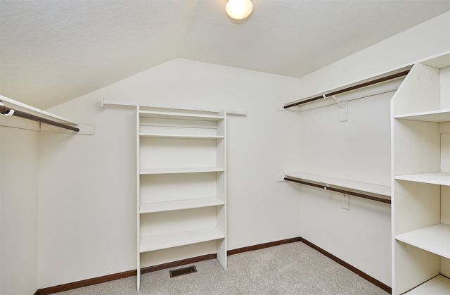 5405 Cody Drive, West Des Moines, IA 50266