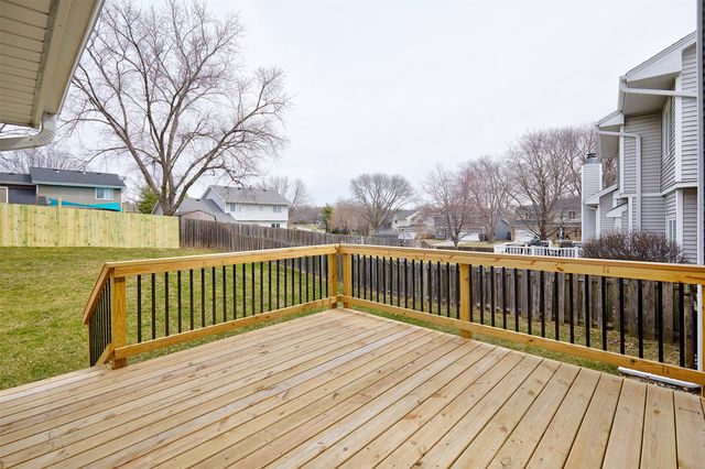 5405 Cody Drive, West Des Moines, IA 50266