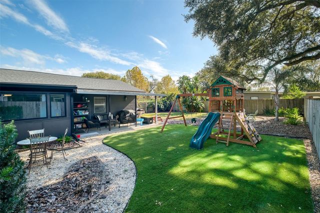 2042 YORKSHIRE DRIVE, Winter Park, FL 32792