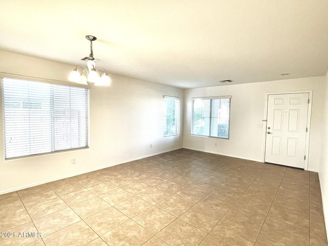 2019 E LINDRICK Drive, Gilbert, AZ 85298
