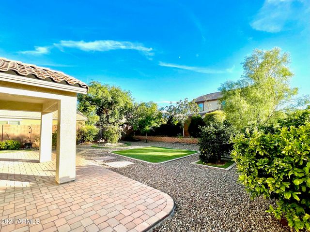 2019 E LINDRICK Drive, Gilbert, AZ 85298
