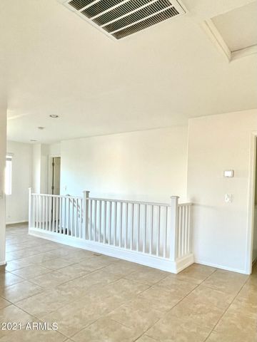 2019 E LINDRICK Drive, Gilbert, AZ 85298