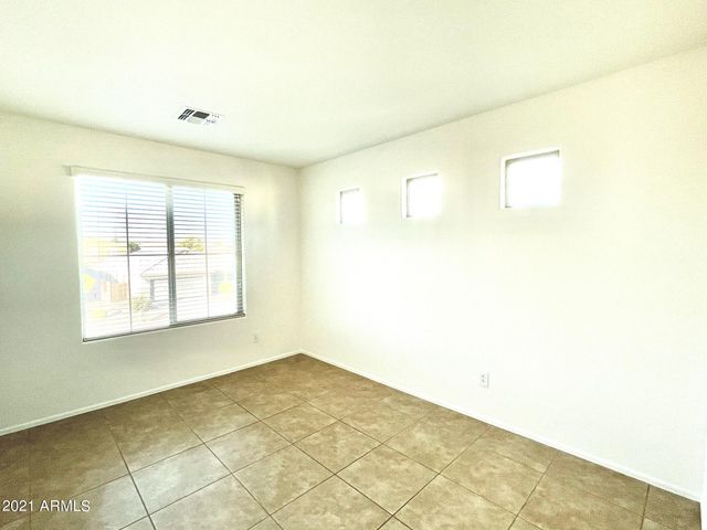 2019 E LINDRICK Drive, Gilbert, AZ 85298