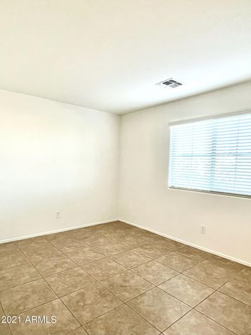 2019 E LINDRICK Drive, Gilbert, AZ 85298