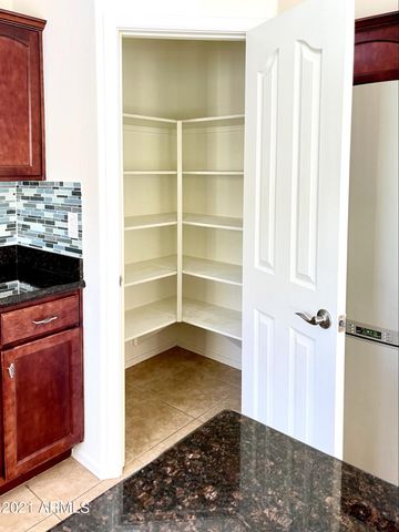 2019 E LINDRICK Drive, Gilbert, AZ 85298