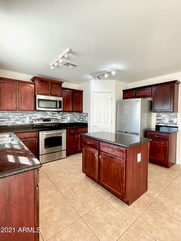 2019 E LINDRICK Drive, Gilbert, AZ 85298
