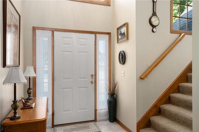 407 Amesbury Drive, Smithville, MO 64089