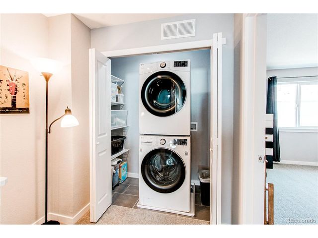 262 S 4th Ct, Deer Trail, CO 80105