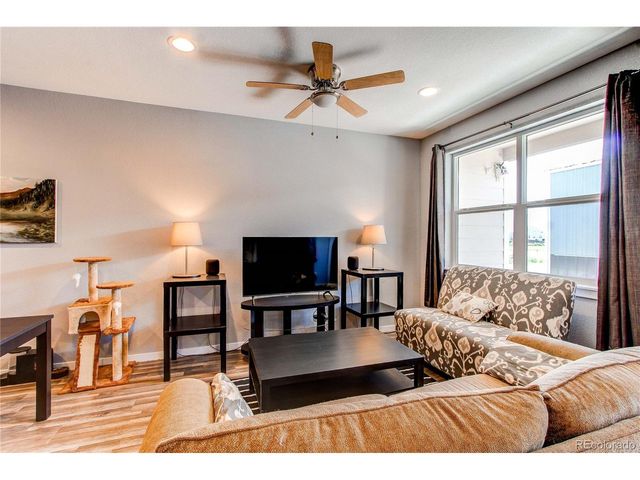 262 S 4th Ct, Deer Trail, CO 80105