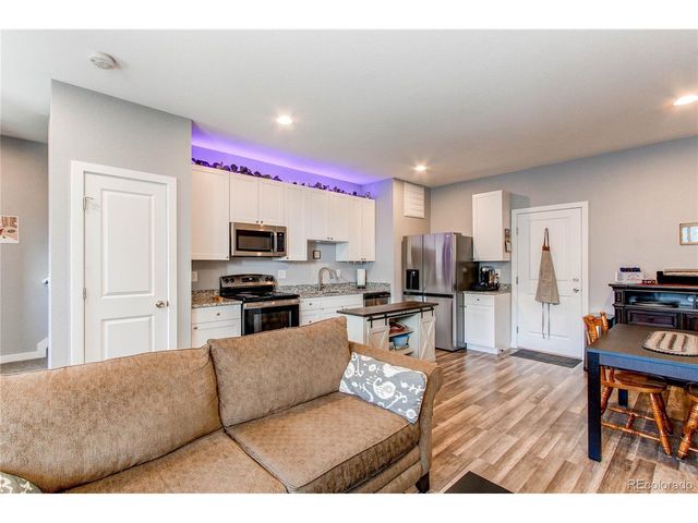 262 S 4th Ct, Deer Trail, CO 80105