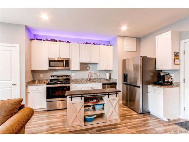 262 S 4th Ct, Deer Trail, CO 80105