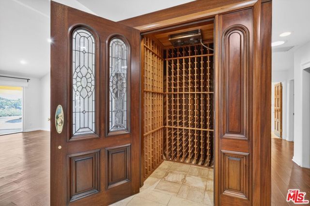 3713 Dellvale Place, Encino (los Angeles), CA 91436