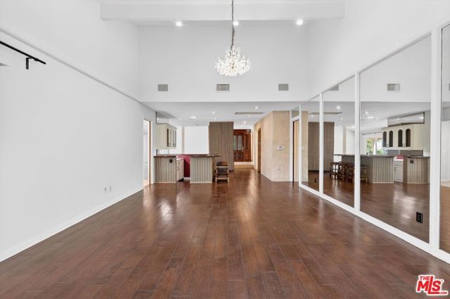 3713 Dellvale Place, Encino (los Angeles), CA 91436