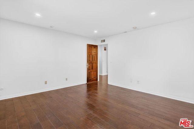 3713 Dellvale Place, Encino (los Angeles), CA 91436