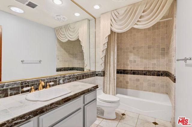 3713 Dellvale Place, Encino (los Angeles), CA 91436