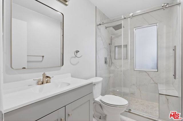 3713 Dellvale Place, Encino (los Angeles), CA 91436