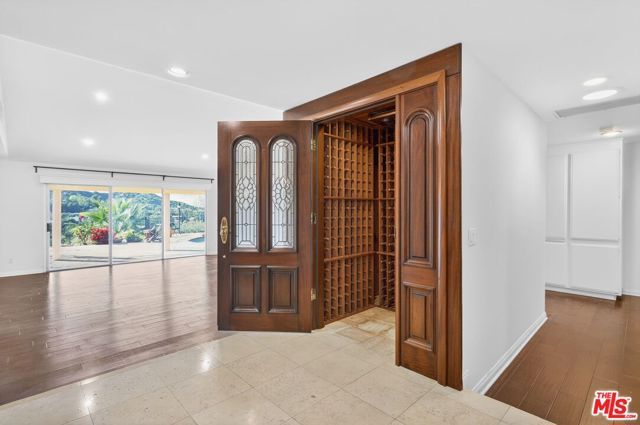 3713 Dellvale Place, Encino (los Angeles), CA 91436