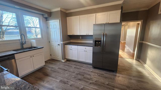 655 AURA RD, Glassboro, NJ 08028