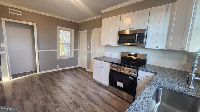 655 AURA RD, Glassboro, NJ 08028