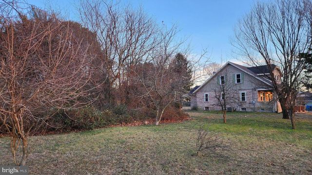 655 AURA RD, Glassboro, NJ 08028