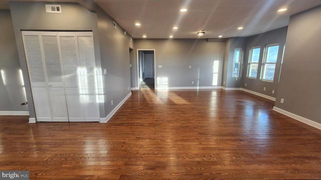 655 AURA RD, Glassboro, NJ 08028