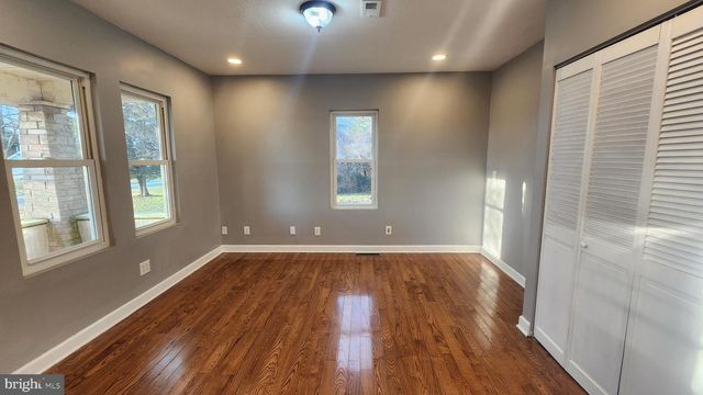 655 AURA RD, Glassboro, NJ 08028