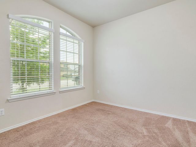 213 Ammonite LN, Jarrell, TX 76537