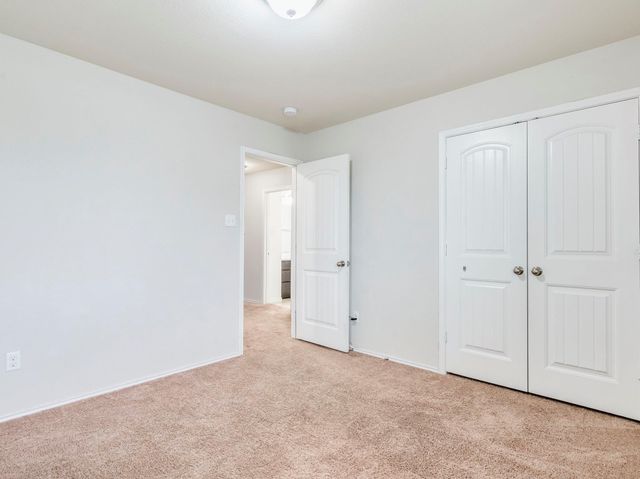 213 Ammonite LN, Jarrell, TX 76537
