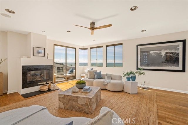 209 41st Street, Manhattan Beach, CA 90266