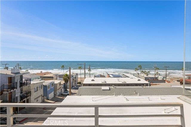 209 41st Street, Manhattan Beach, CA 90266