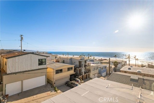 209 41st Street, Manhattan Beach, CA 90266