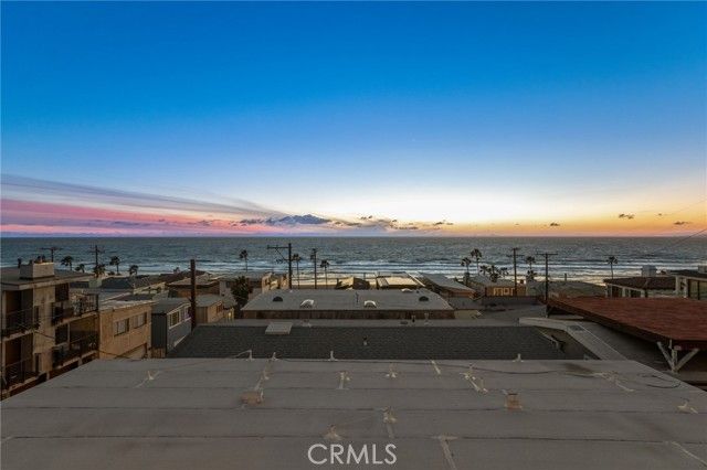 209 41st Street, Manhattan Beach, CA 90266