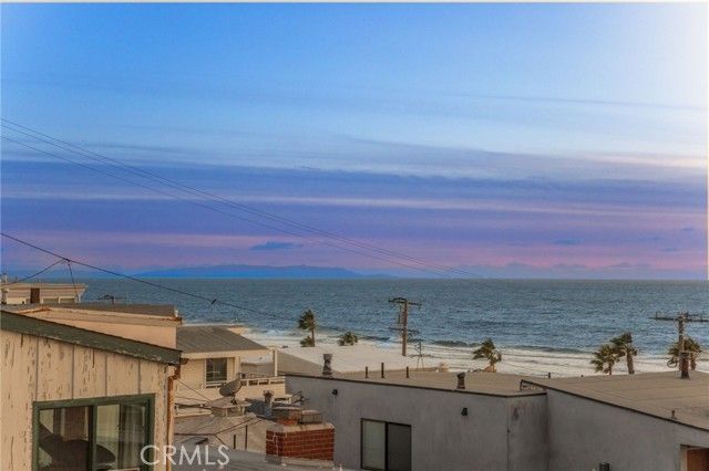 209 41st Street, Manhattan Beach, CA 90266