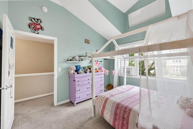 5475 Caddis Bend, Fitchburg, WI 53711
