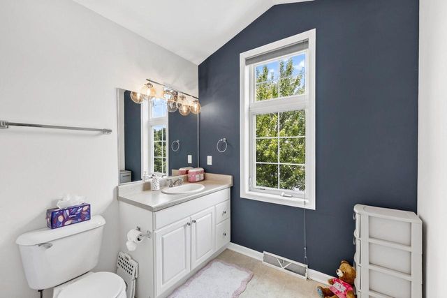 5475 Caddis Bend, Fitchburg, WI 53711