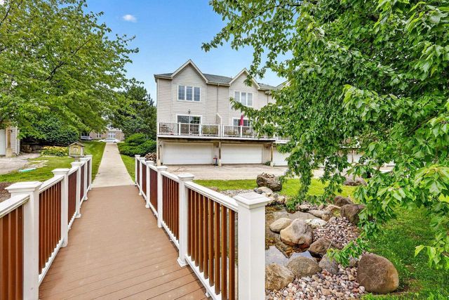 5475 Caddis Bend, Fitchburg, WI 53711