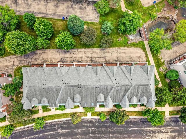 5475 Caddis Bend, Fitchburg, WI 53711