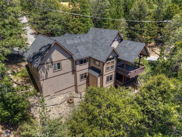 992 Sandalwood, Lake Arrowhead, CA 92352